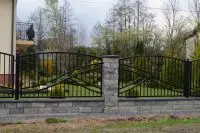 ogrodzenie w chęcinach